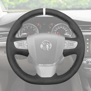 Griffowl Steering Wheel Cover for Bespoke Hatchback Vauxhall Zafira Life 2019-2025. Hand-sewn kit for drivers seeking precision and comfort.