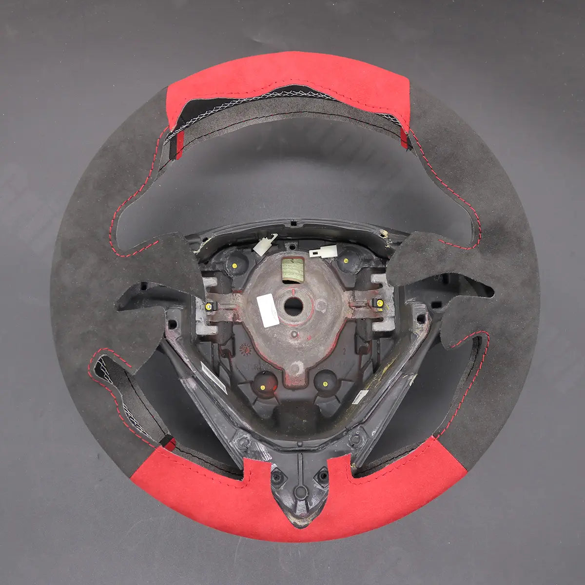Griffowl Steering Wheel Cover for Bespoke Hatchback Alfa Romeo MiTo Giulietta 2014-2020 Circle Steering Wheel. Turn every drive into a luxury experience.