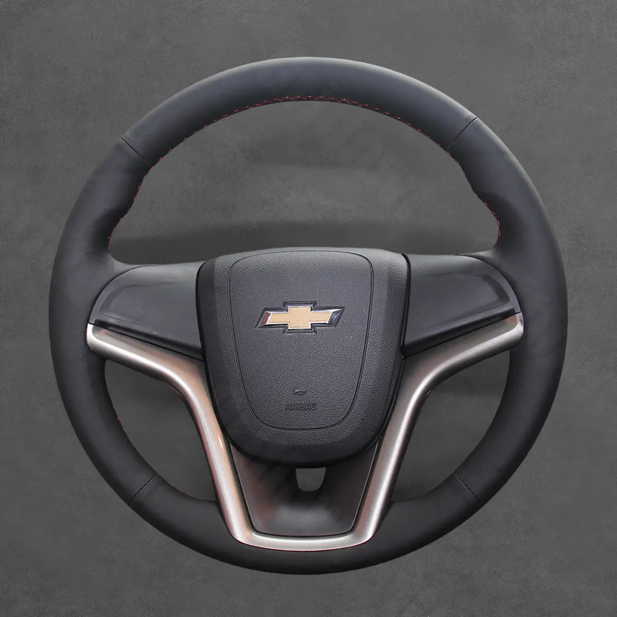 Griffowl Steering Wheel Cover for Bespoke Hatchback Chevrolet Chevy Volt 2012-2013. Hand-sewn kit for drivers seeking precision and comfort.
