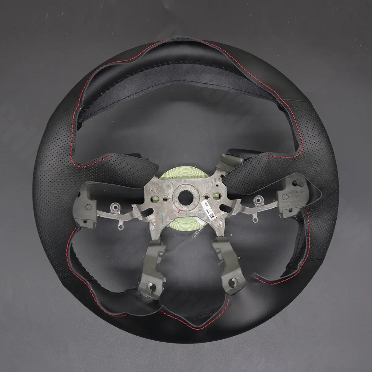 Griffowl Steering Wheel Cover for Bespoke Hatchback Honda Odyssey 2018-2022. Perfect grip with our steering wheel wrap and custom interior touch.