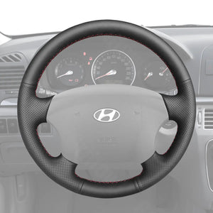 Griffowl Steering Wheel Cover for Bespoke Hatchback Hyundai Entourage 2007-2008. For refined interior upgrades using our wrap and stitch kit.
