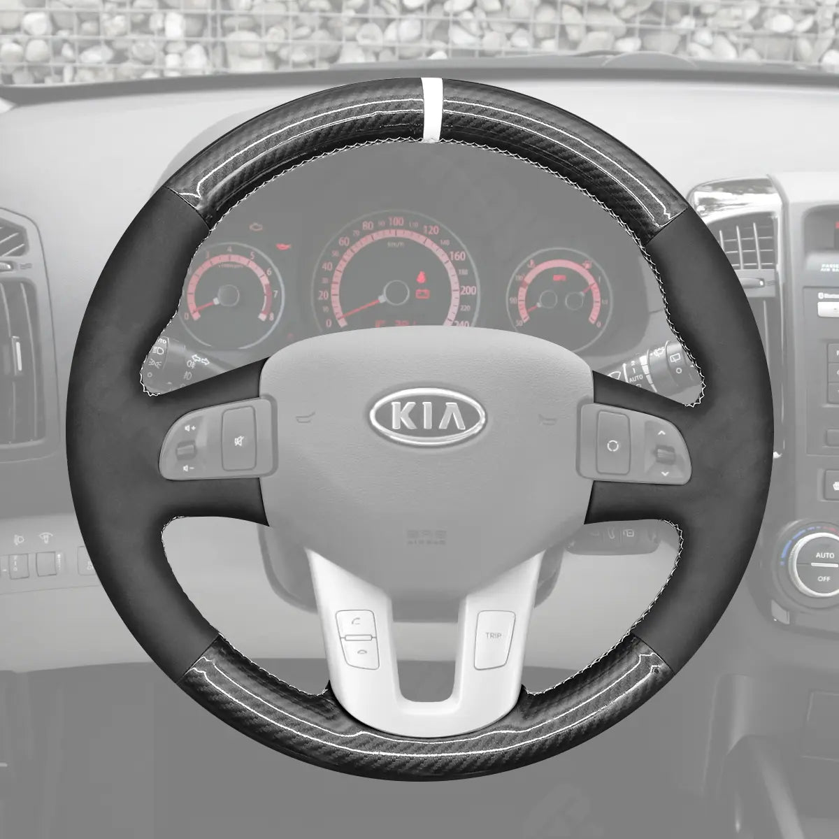 Griffowl Steering Wheel Cover for Bespoke Hatchback Kia Ceed Cee'd 2009-2013. Griffowl's interior mod with hand-sewn DIY steering wheel kit.
