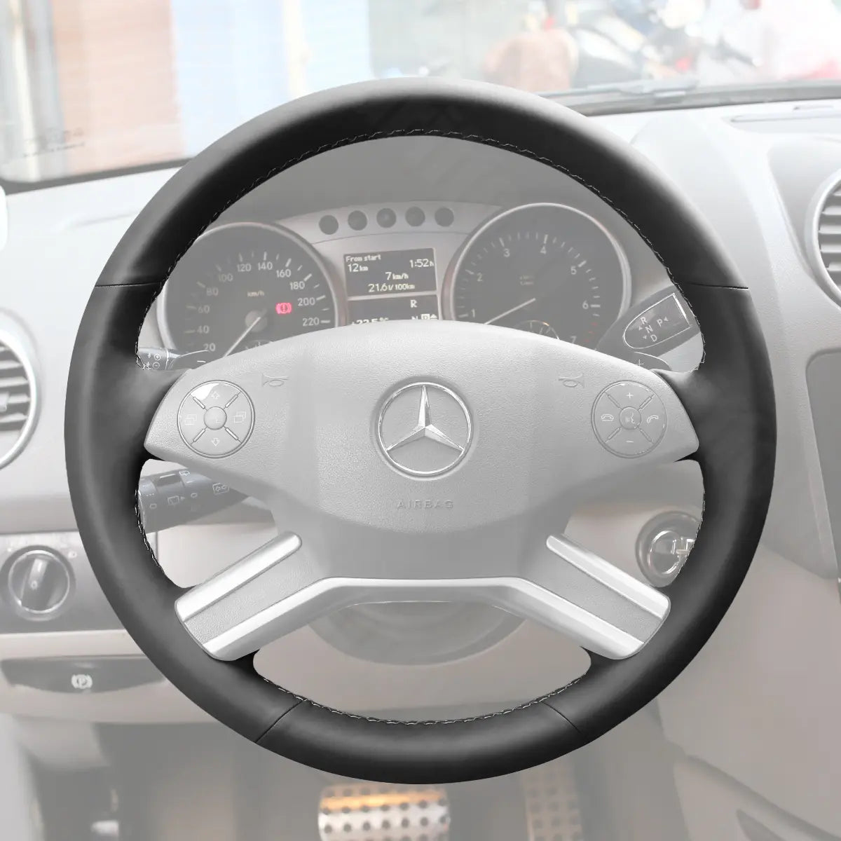 Griffowl Steering Wheel Cover for Bespoke Hatchback Mercedes Benz R Class 2009-2011. Hand-sewn kit for drivers seeking precision and comfort.