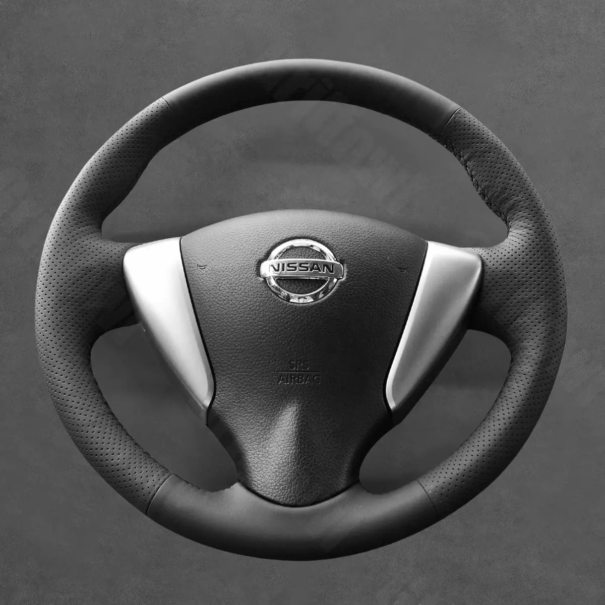 Griffowl Steering Wheel Cover for Bespoke Hatchback Nissan Note Versa Note Pulsar C12 B17 Serena NV200 2012-2021. Turn every drive into a luxury experience.
