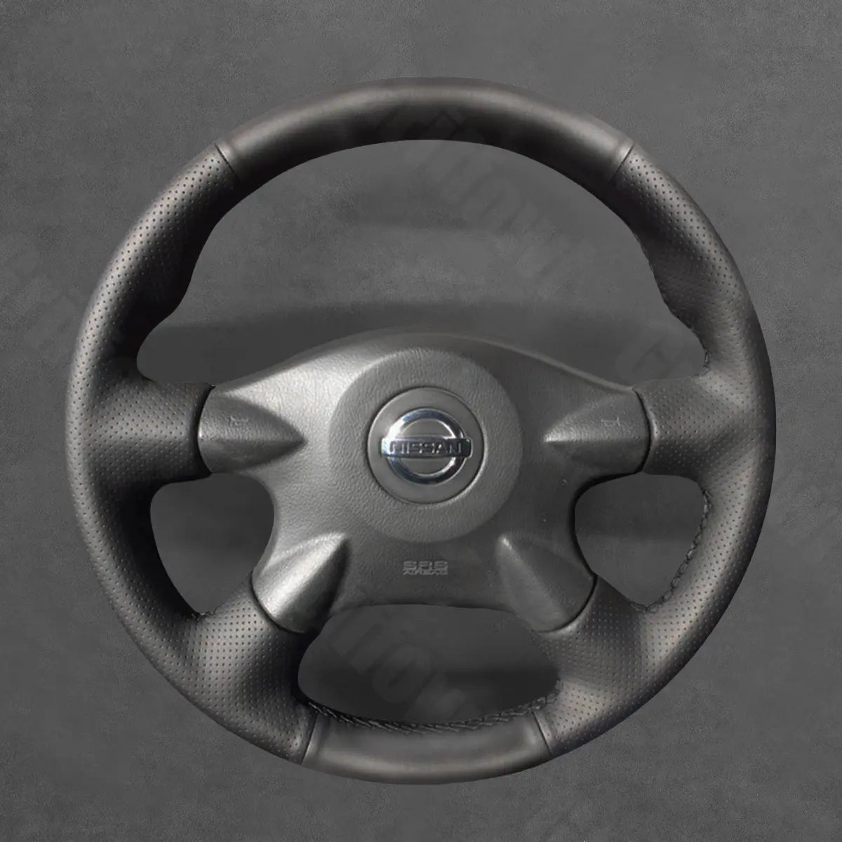 Griffowl Steering Wheel Cover for Bespoke Hatchback Nissan Pulsar N16 Serena Caravan 2002-2012. Elevate your interior with Griffowl's wrap and stitch kit.
