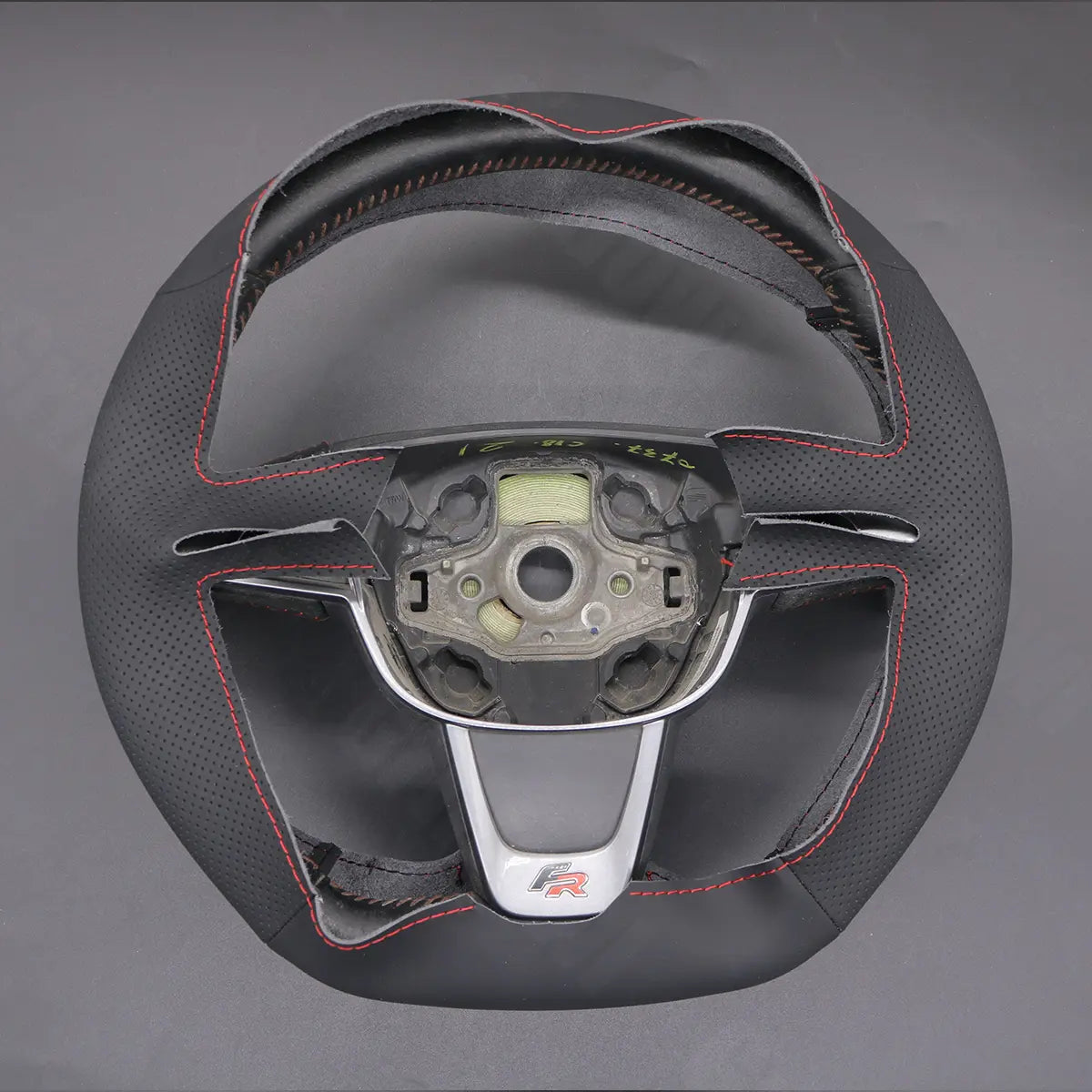 Griffowl Steering Wheel Cover for Bespoke Hatchback Seat Ibiza 6J FR CUPRA 2012-2015. Hand-sewn kit for drivers seeking precision and comfort.
