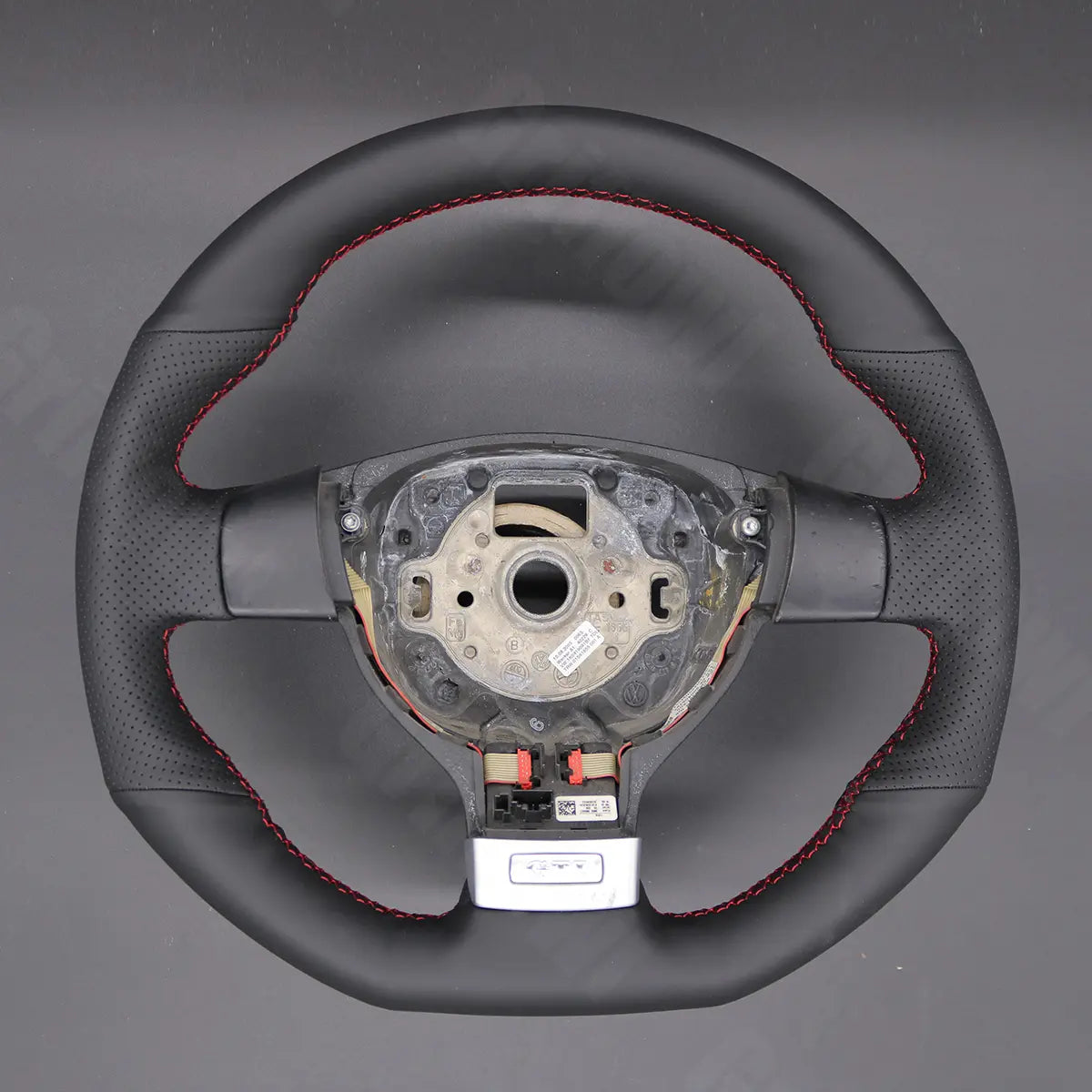 Griffowl Steering Wheel Cover for Bespoke Hatchback Volkswagen VW Golf GTI Mk5 Golf R32 Scirocco 2005-2009. Turn every drive into a luxury experience.
