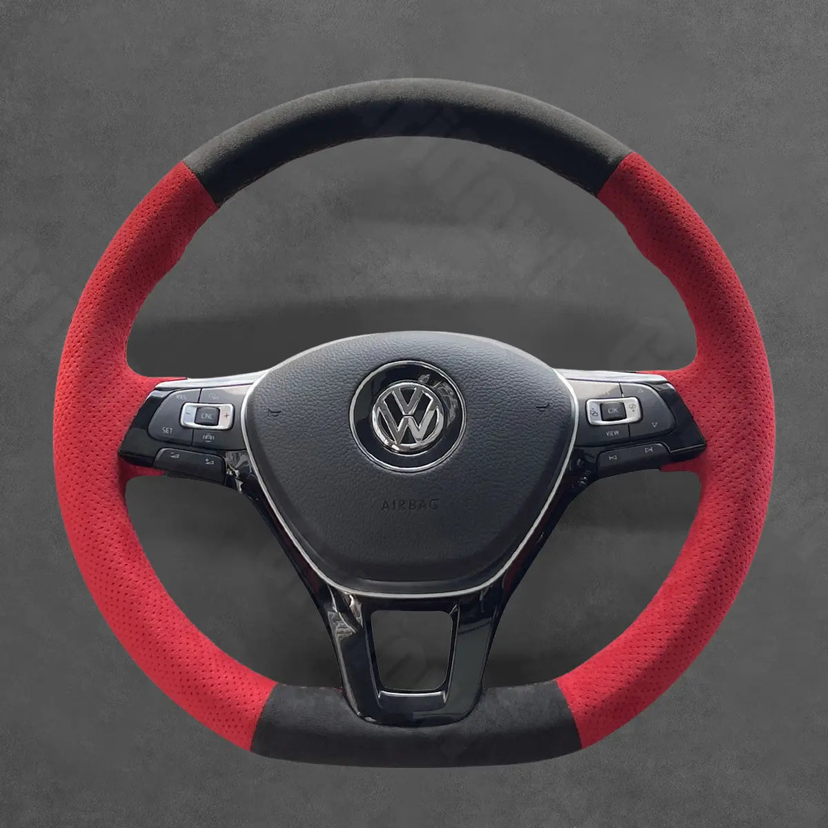Griffowl Steering Wheel Cover for Bespoke Hatchback Volkswagen VW Golf Mk7 Polo Mk5 Mk6 Up! Touran Sharan Caddy Grand California Crafter 2013-2021. Compact, hand-sewn DIY wrap for quick interior mods and grip upgrade.
