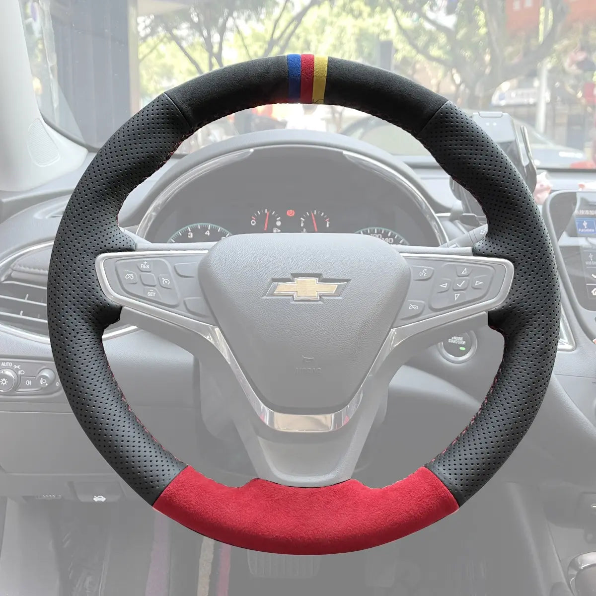 Griffowl Steering Wheel Cover for Customized Sedan Chevrolet Malibu Volt 2016-2025. Hand-sewn kit for drivers seeking precision and comfort.
