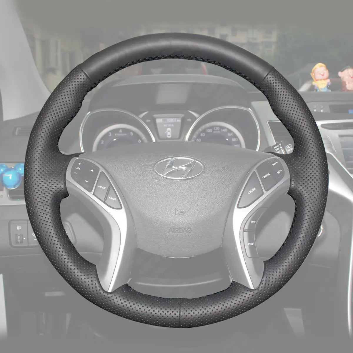 Griffowl Steering Wheel Cover for Customized Sedan Hyundai Elantra 2011-2016. Griffowl's interior mod with hand-sewn DIY steering wheel kit.
