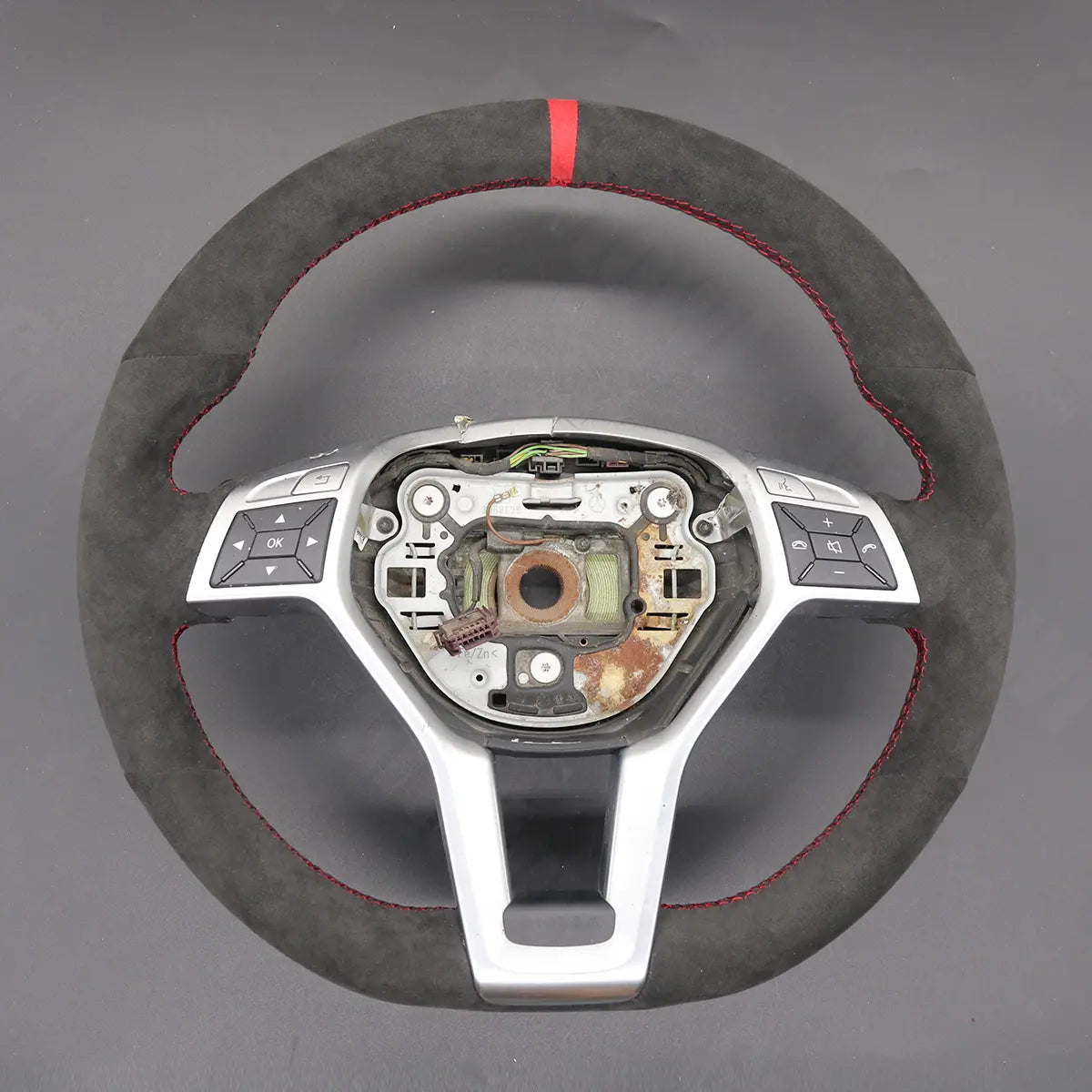 Griffowl Steering Wheel Cover for Customized Sedan Mercedes Benz C E GLS W204 W212 C218 2012-2015. Hand-sewn DIY kit blends grip, function, and style inside.