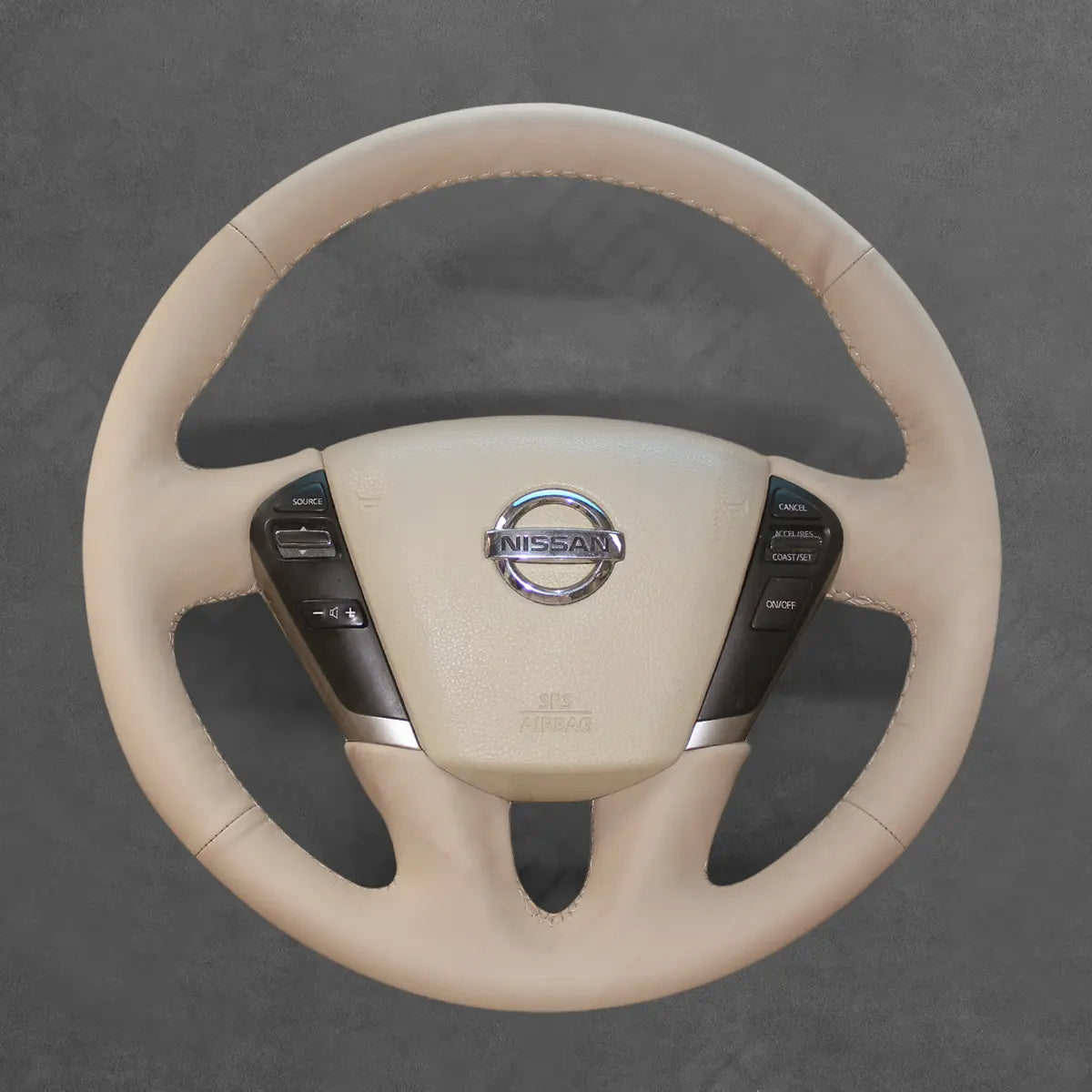 Griffowl Steering Wheel Cover for Customized Sedan Nissan Maxima A35 Teana 2008-2013. Hand-sewn kit for drivers seeking precision and comfort.
