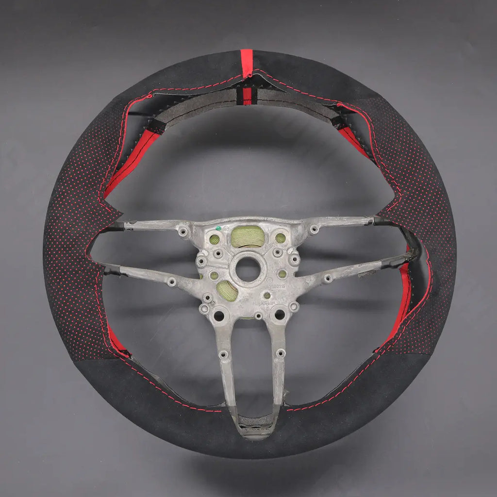 Griffowl Steering Wheel Cover for Customized Sedan Porsche Panamera Taycan 2021-2025. Hand-sewn kit for drivers seeking precision and comfort.