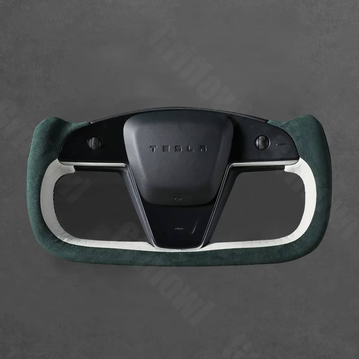 Griffowl Steering Wheel Cover for Customized Sedan Tesla Model S Yoke Plaid 2021-2025. Elevate your interior with Griffowl's wrap and stitch kit.
