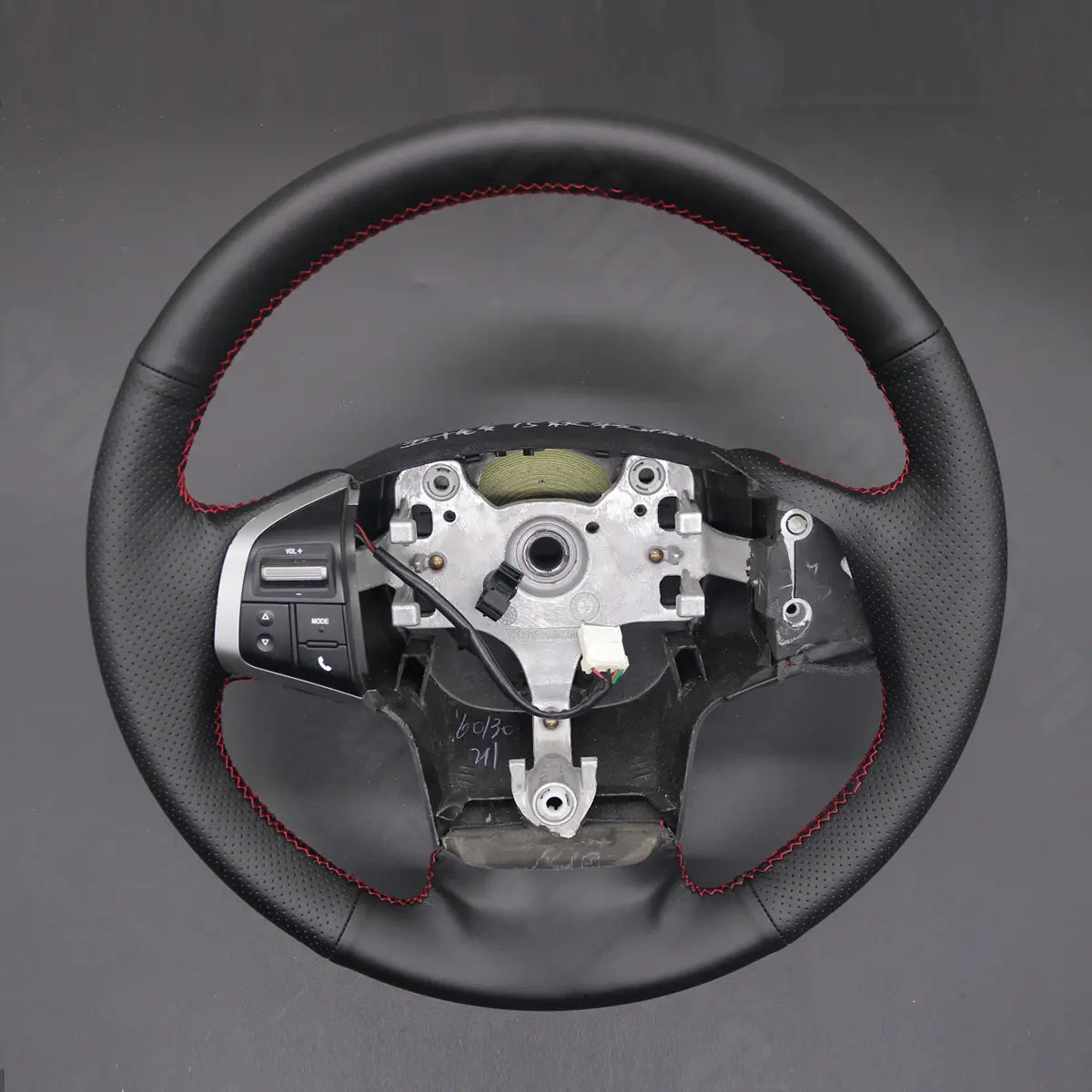 Griffowl Steering Wheel Cover for DIY Pickup Chevrolet Chevy Colorado 2012-2014. For refined interior upgrades using our wrap and stitch kit.
