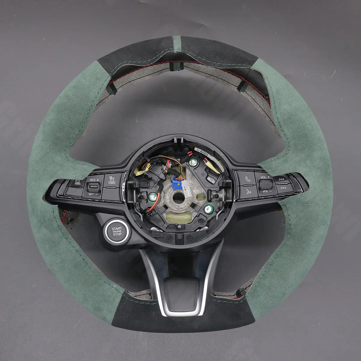 Griffowl Steering Wheel Cover for Personalized SUV Alfa Romeo Stelvio Tonale 2020-2025. Elevate your interior with Griffowl's wrap and stitch kit.