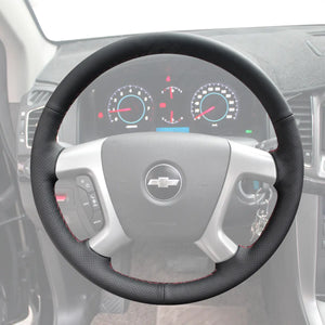 Griffowl Steering Wheel Cover for Personalized SUV Chevrolet Traverse Suburban Tahoe Captiva 2006-2017. Perfect for enthusiasts seeking refined interior mods.

