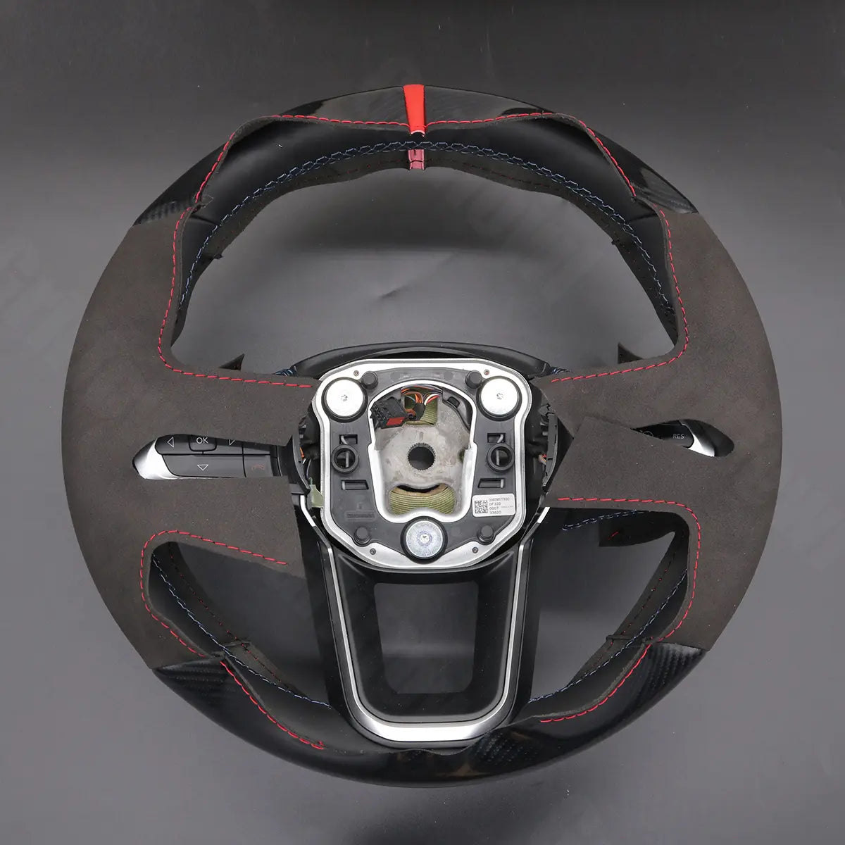 Griffowl Steering Wheel Cover for Personalized SUV Jeep Compass II MP 2022-2025. For refined interior upgrades using our wrap and stitch kit.