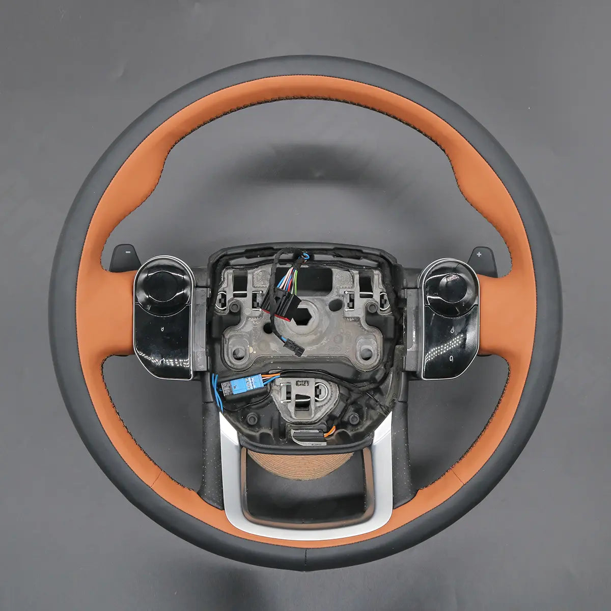 Griffowl Steering Wheel Cover for Personalized SUV Land Rover Range Rover Sport Discovery Sport Evoque Velar 2017-2022. Compact, hand-sewn DIY wrap for quick interior mods and grip upgrade.
