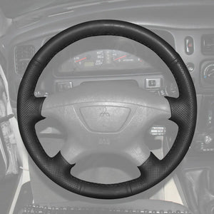Griffowl Steering Wheel Cover for Personalized SUV Mitsubishi Pajero Montero Sport Shogun Sport Space Wagon Challenger 1998-2007. Compact, hand-sewn DIY wrap for quick interior mods and grip upgrade.
