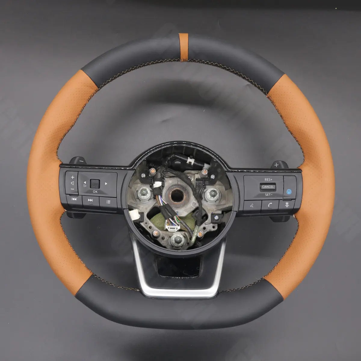 Griffowl Steering Wheel Cover for Personalized SUV Nissan Pathfinder Qashqai Rogue X Trail Kicks 2022-2025. Turn every drive into a luxury experience.
