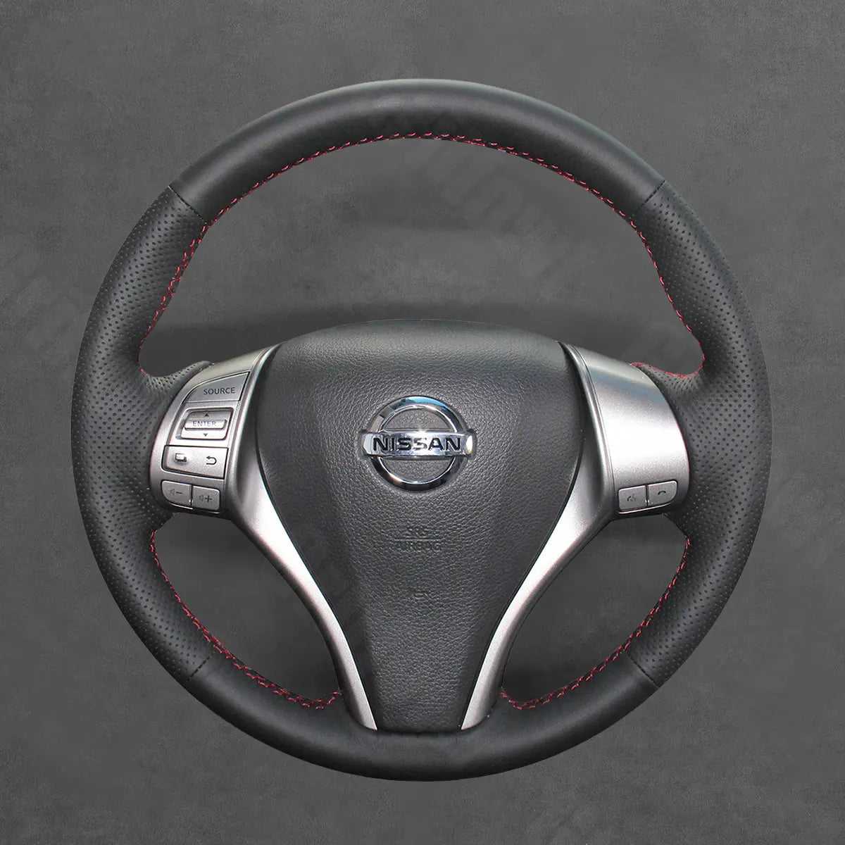 Griffowl Steering Wheel Cover for Personalized SUV Nissan Qashqai Rogue X Trail T32 2014-2017. Elevate your interior with Griffowl's wrap and stitch kit.
