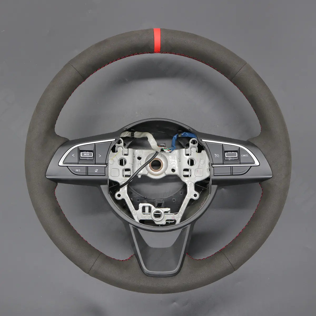 Griffowl Steering Wheel Cover for Personalized SUV Suzuki Jimny 2019-2025. Perfect grip with our steering wheel wrap and custom interior touch.