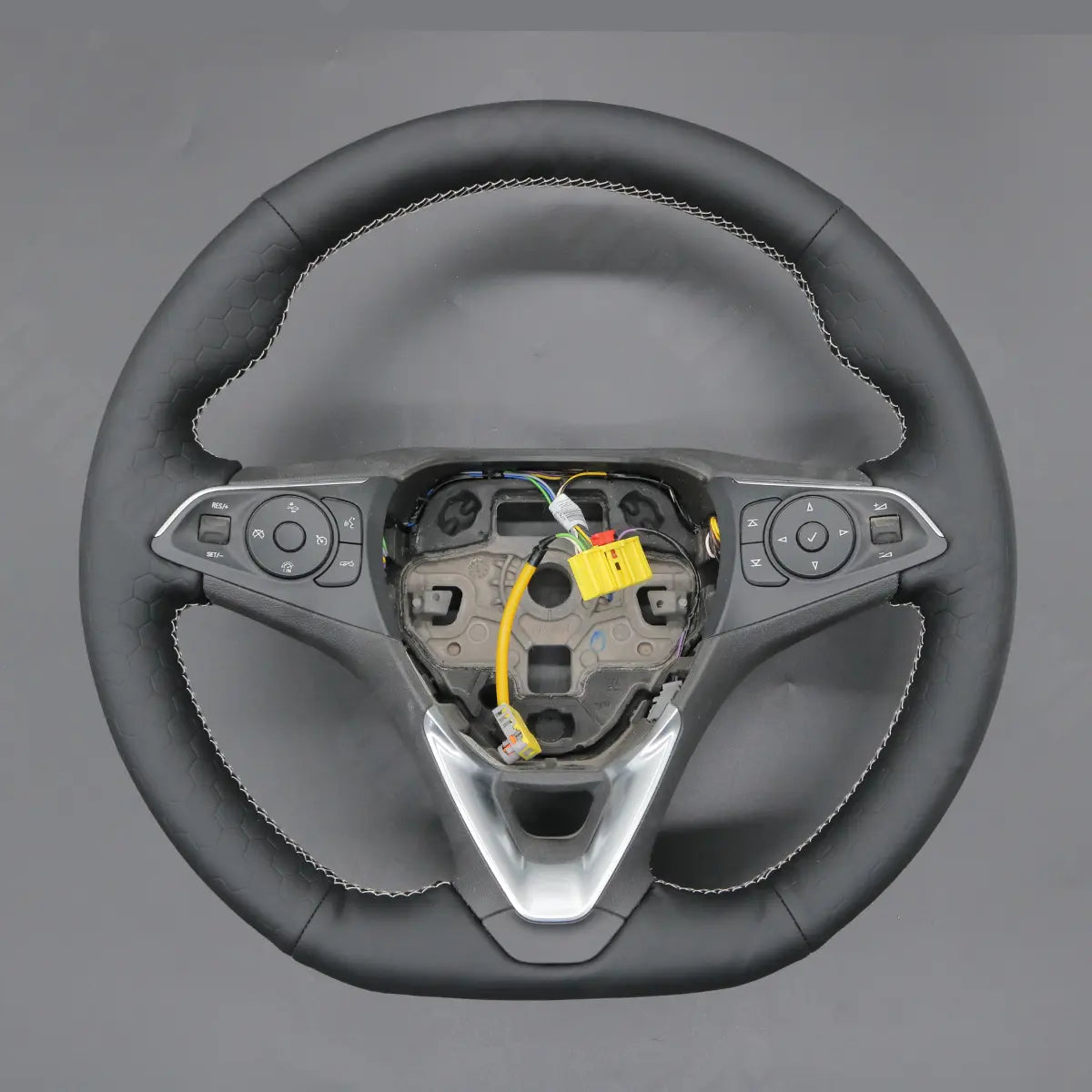Griffowl Steering Wheel Cover for Personalized SUV Vauxhall Grandland X Mokka 2017-2025. Elevate your interior with Griffowl's wrap and stitch kit.
