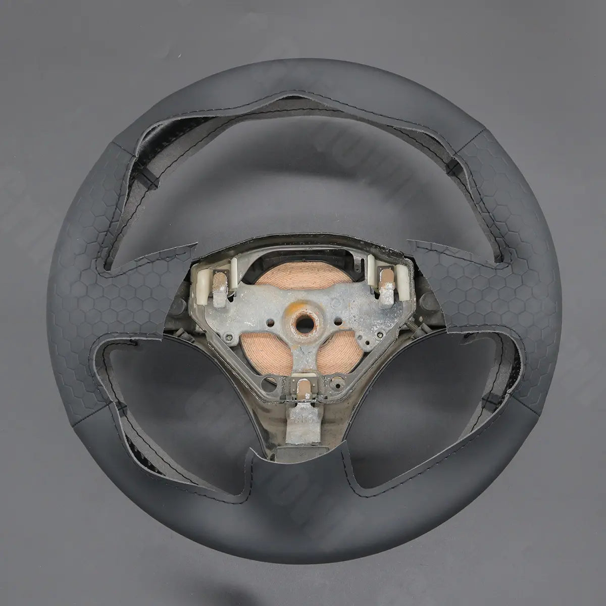 Customized Sedan Steering Wheel Cover for Toyota Corolla 2001