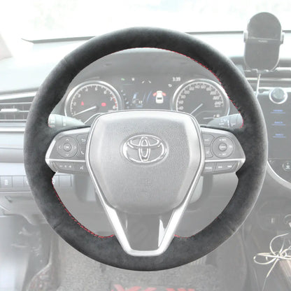 Griffowl Steering Wheel Cover for Toyota Corolla XII E210 Camry Corolla XII E210 Crown Avalon Corolla Cross Venza RAV4 2019-2025. Hand-sewn kit for drivers seeking precision and comfort.