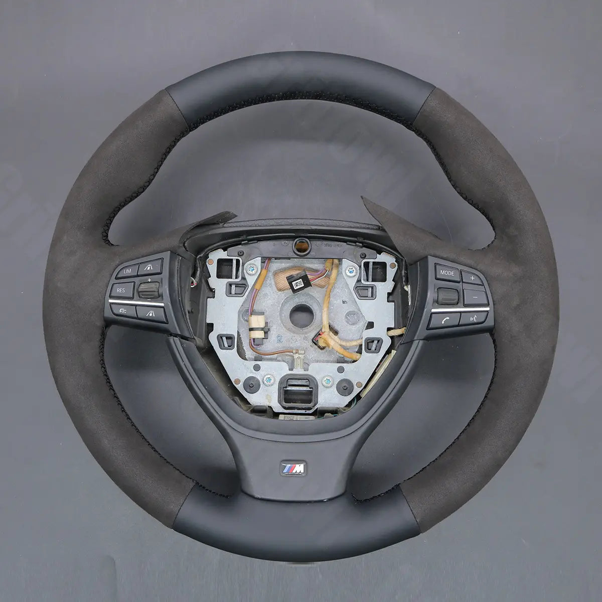 Griffowl Steering Wheel Cover for Tailored Coupe BMW 6 Series F12 F13 2011-2018. For refined interior upgrades using our wrap and stitch kit.