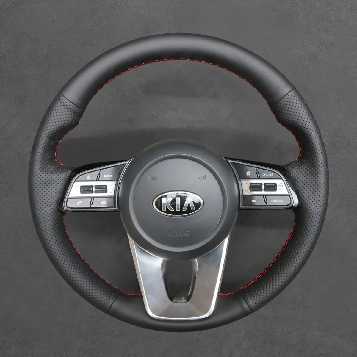 Griffowl Steering Wheel Cover for Tailored Coupe Kia Forte Proceed Pro Ceed Cee'd 3 Optima 5 SX Turbo GT GT-Line 2018-2022. Compact, hand-sewn DIY wrap for quick interior mods and grip upgrade.

